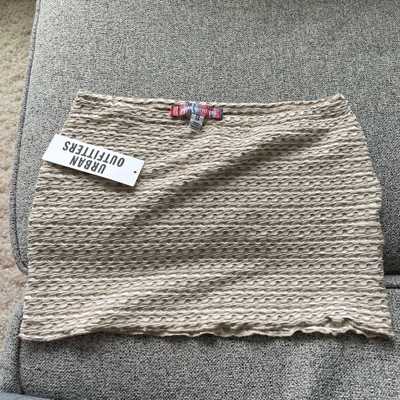 UO Teenie Tube stretchy Mini Skirt - Picture 4 of 7